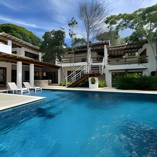Villa Alba • Design, Piscina e Jacuzzi em Trancoso