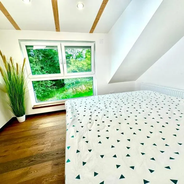 Nest 51 - Stylish Flat near Wörthersee, hotel in Klagenfurt
