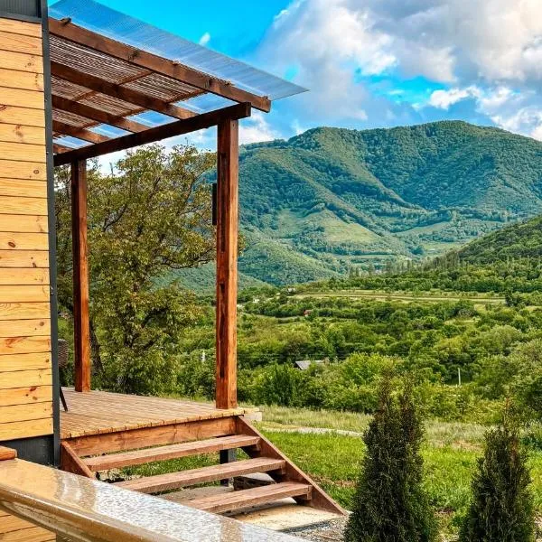 Willow Tiny House - ElysianFields, hotel in Sadu