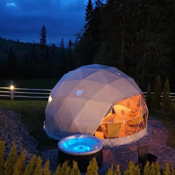 Mountain Glamp & Jacuzzi, hotel v Zakopaném