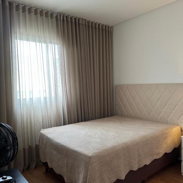 Piscina,sauna ,ar condicionado a 30passos da Bacutia - Foto 2
