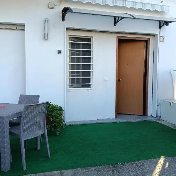 Divine apartment- Schiavonea, hotel in Marina di Schiavonea