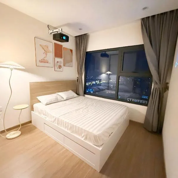 Moon Homestay 1717, hotel en Gia Lâm Pho