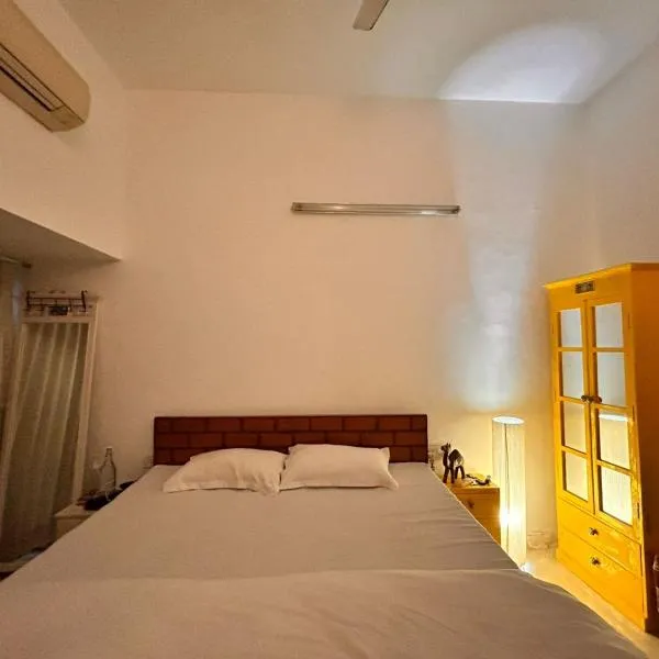 Whiite Panda - Backpacker Hostel in Delhi Greater Kailash photo 2