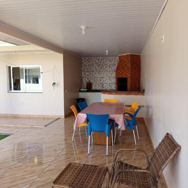 Casa com piscina em excelente localização - Foto 5