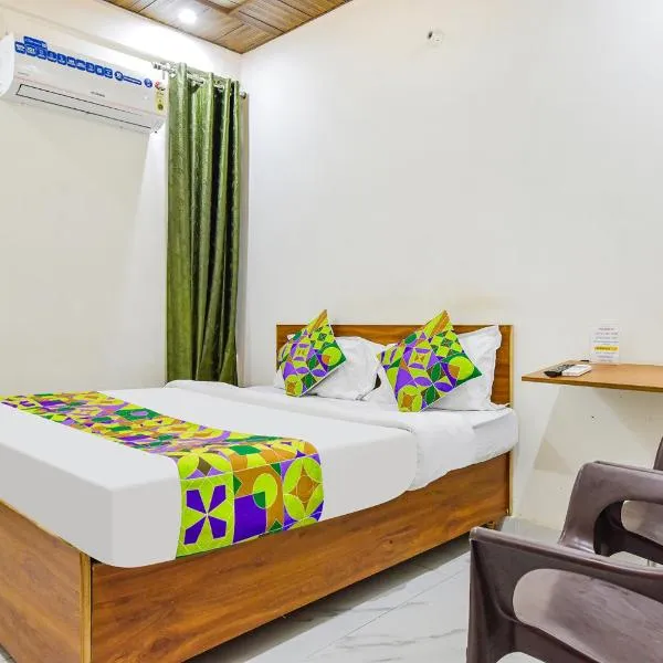 The Second Home -Your Happiness Is Our Priority-ISBT Dehradun, hotel v destinaci Déhrádún