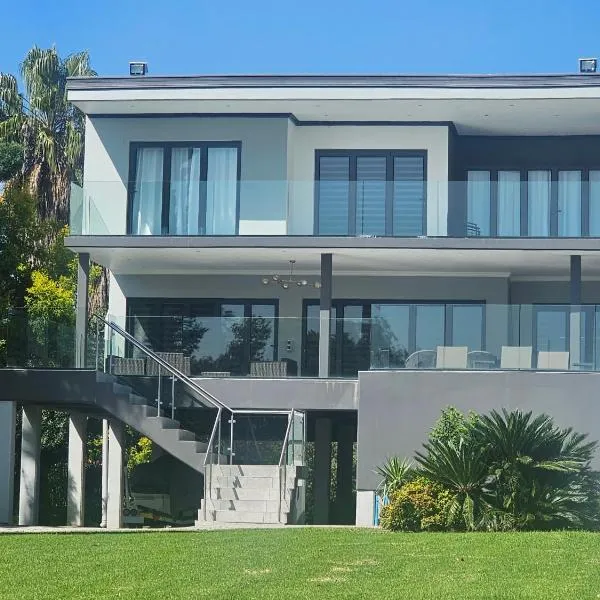Gillino Vaal River Luxury Retreat, hotel in Sasolburg