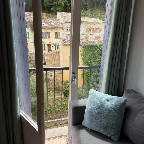 Rennes-les-Bains Studio at Thermal Baths, hotel em Rennes-les-Bains