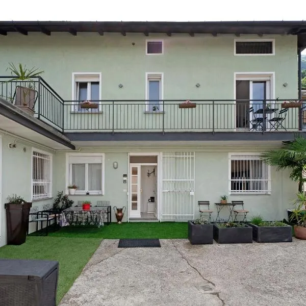 Casa Lago Leo, hotel in Omegna