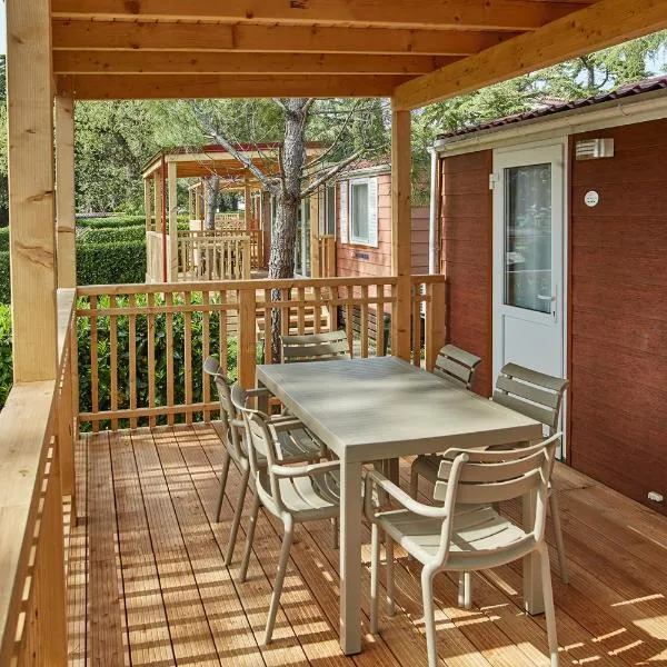 Standard Mobile Homes - Hotel & Resort Adria Ankaran, hotel en Ankaran