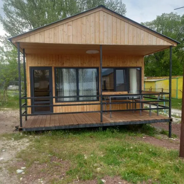 Пляжный дом, hôtel à Aghk'ilisa