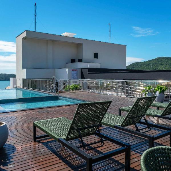 414 Flat Moderno e Bem Localizado a 120 metros da praia de Bombinhas Até 4 Pessoas - Foto 4