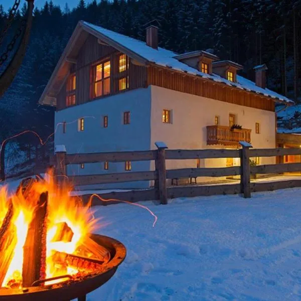 Silentium Dolomites Chalet, hotel en Monguelfo-Tesido