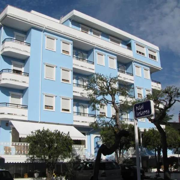 Hotel Lanterna, hotel Porto San Giorgióban