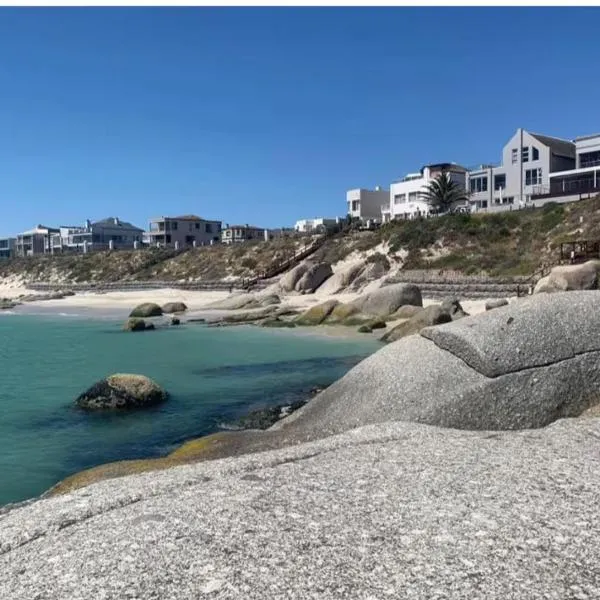 Waterfront Villa Retreat, Langebaan, hotel v destinaci Langebaan