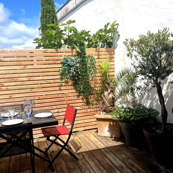 Charmante maison-chalet, vélos et jacuzzi, khách sạn ở Arcachon