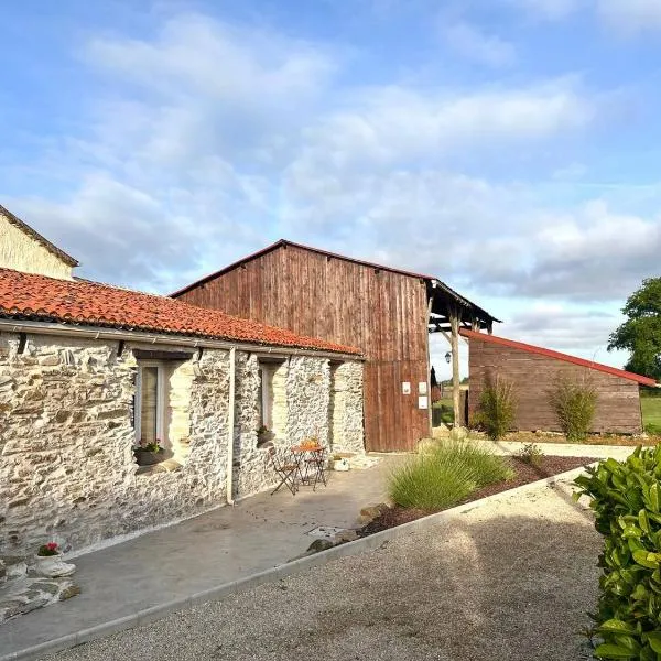 Chambres d'Hôtes ''SOUS L'OMBRE DES MIMOSAS'', hotel v destinácii Le Busseau