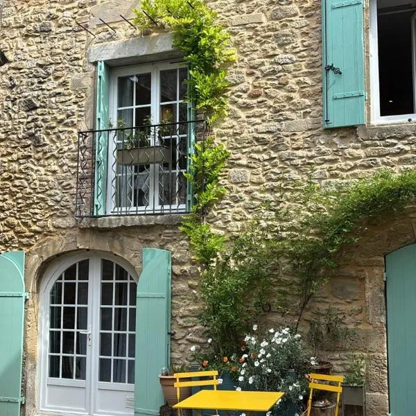 Le nid de Marie, hotel in Saint-André-de-Roquepertuis