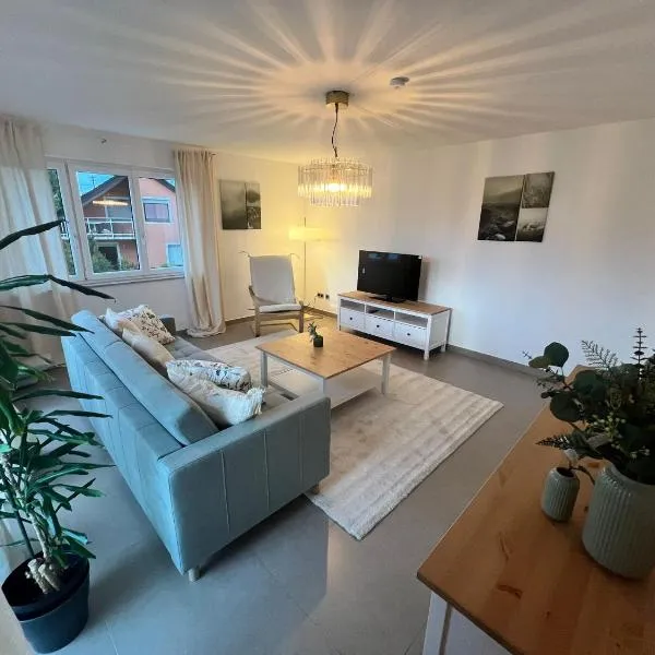 Esmeralda Ferienwohnung Ebersbach-Musbach, Hotel in Ebersbach-Musbach