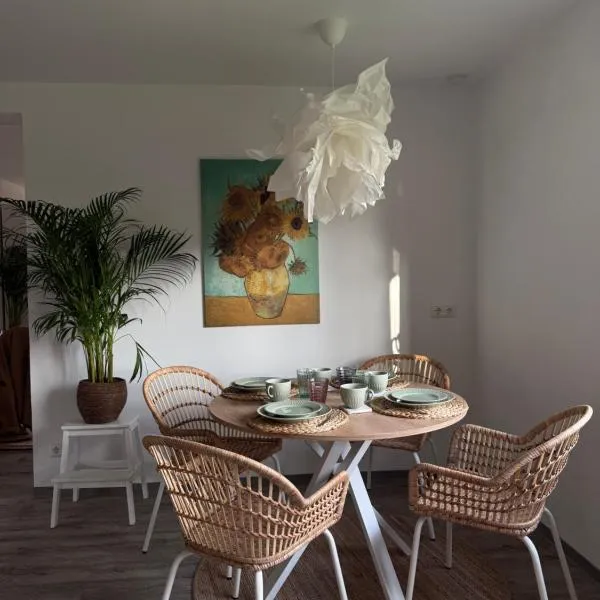 Mams-Cottage-Brunhilde, hotel in Harnischdorf