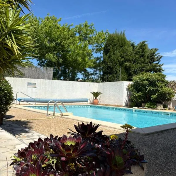 La Closerie, hotel v destinaci La Redorte