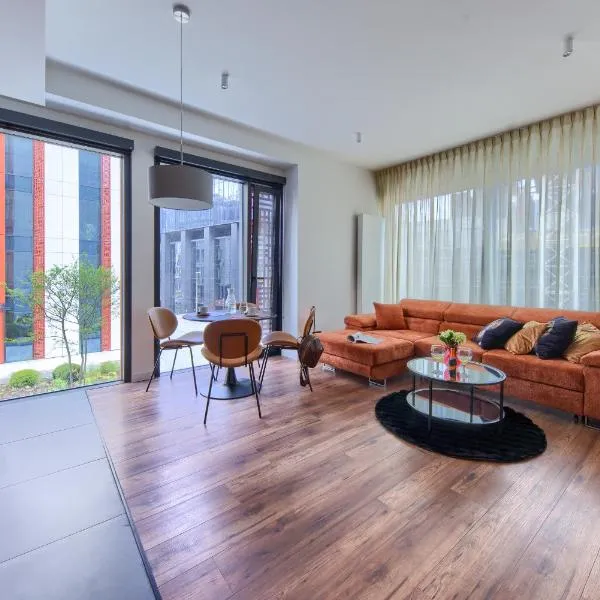 Towarowa Towers Residences, hotel in Warsaw