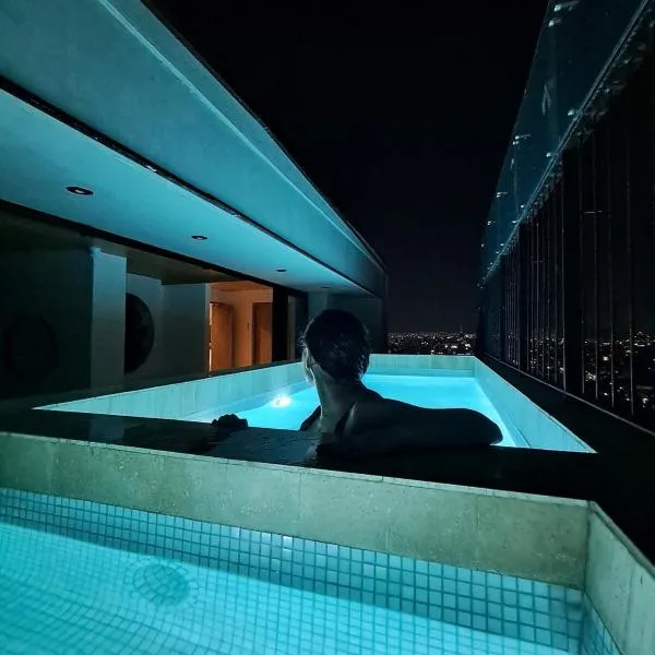With a private terrace in the heart of the city, hotel en Ciudad de México