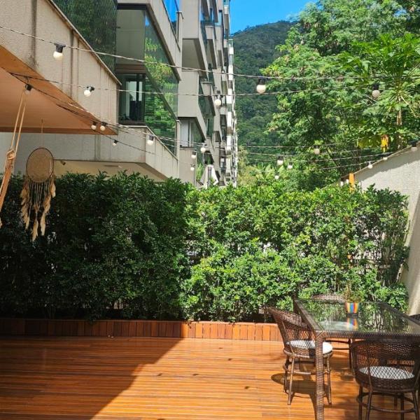 lindo apartamento com linda área externa no Recreio