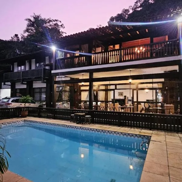 Pousada Demuner House, hotel in Itaipava
