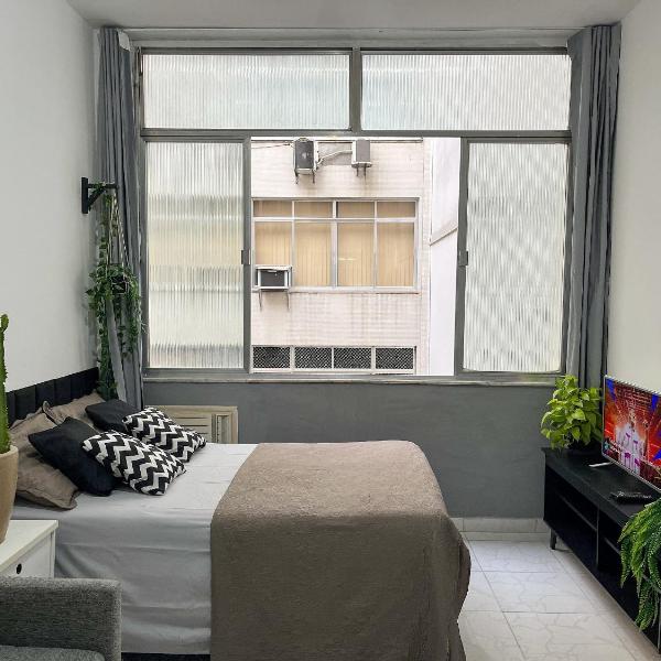 Studio Copacabana a 100 metros da praia, posto 5 - Foto 5