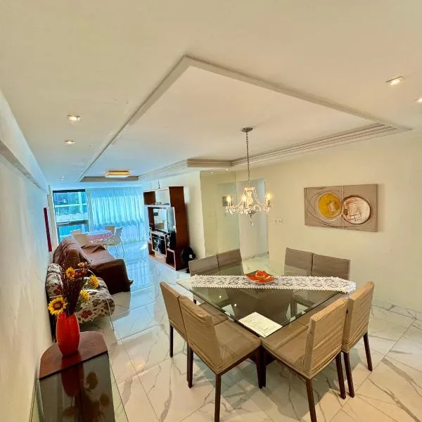 Apartamento na Praia do Morro Guarapari amplo e aconchegante, hotel i Guarapari