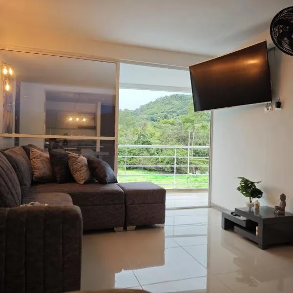 AquaLuxe Apto, Aire-Acondicionado, balcon, cocina - hasta 7 Personas, khách sạn ở Villeta