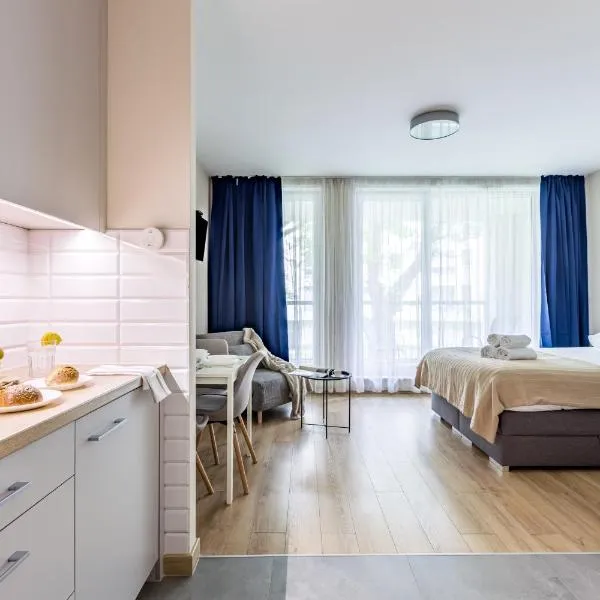 Wola Studio Nest Warszawa by Aparo - Metro Rondo Daszyńskiego, Centrum, Browary Warszawskie, Winda, Balkon, hotel ve Varšavě