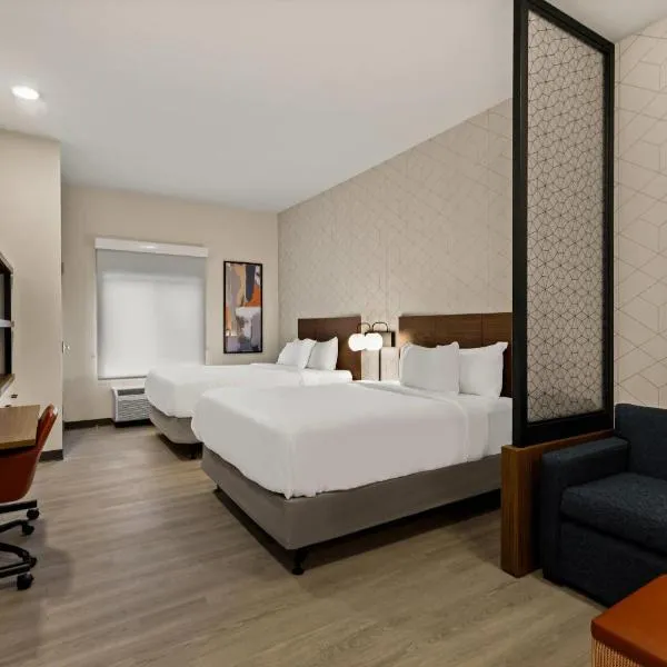 Everhome Suites Rochester Greece, hotel in Rochester