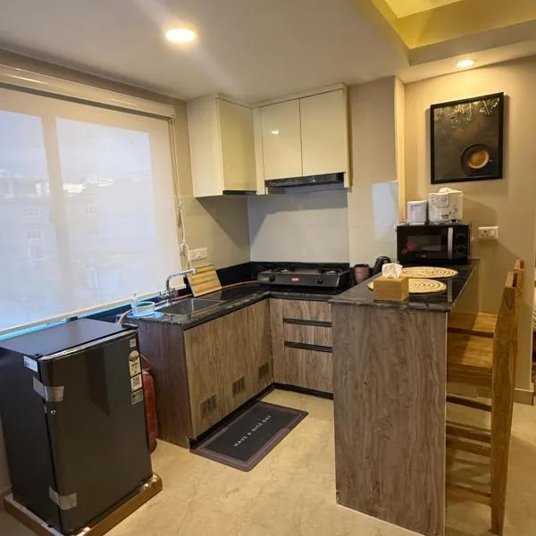 Paramount Apartment & Rooms, hotel in Pokhara