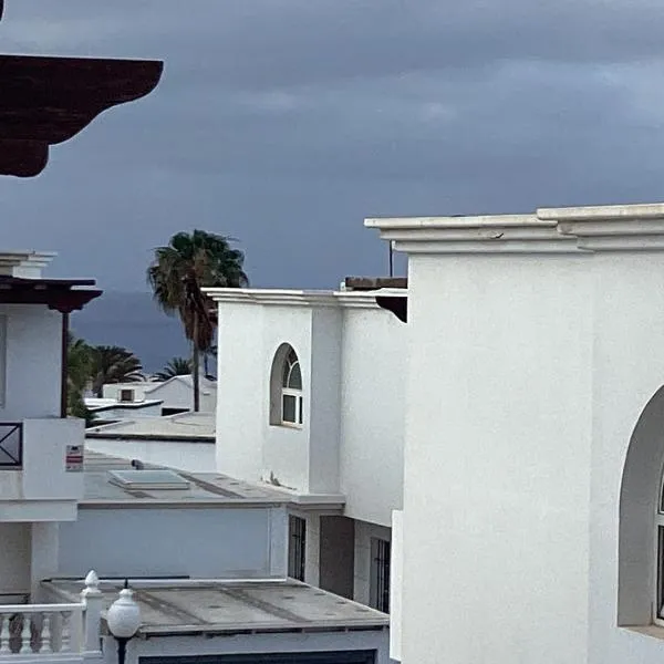 Casa Florida, hotel in Puerto del Carmen