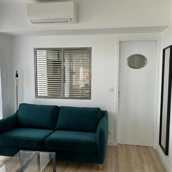Bienvuenue au 422, hotel v destinaci Saint-Raphaël