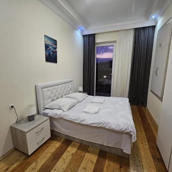 Guesthouse LUKA, ξενοδοχείο στο Κουτάισι