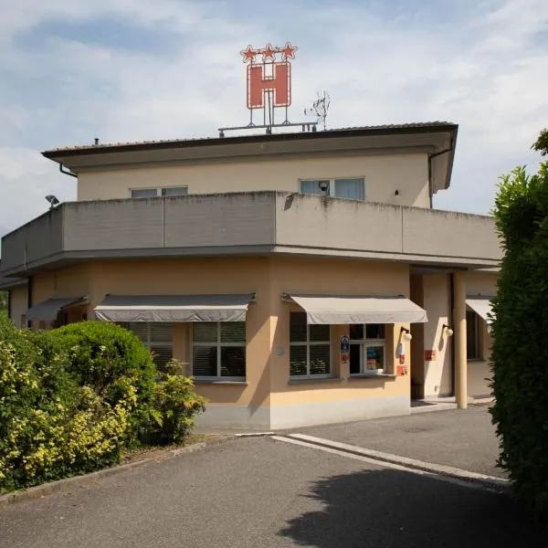 Hotel Motel Fiore, hotel Fiorenzuola dʼArdában