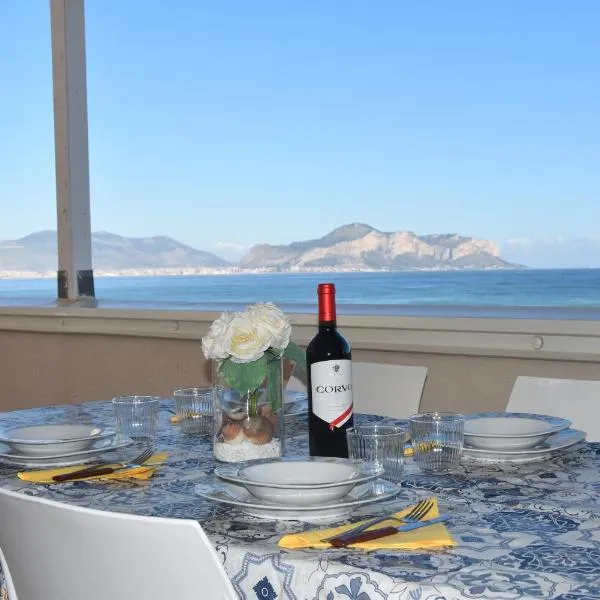 VILLA HEMINGWAY - LA Casa di Alessia e La Casa di Leonardo, hotel in Ficarazzi