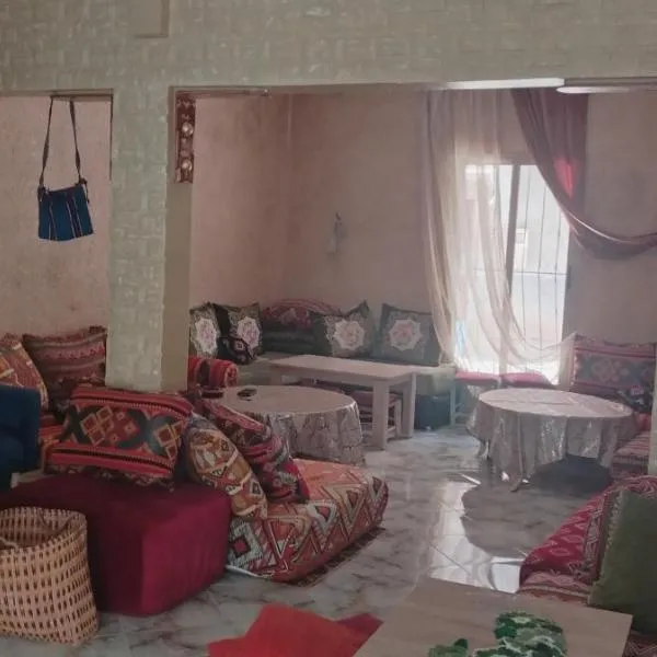 Ouarzazate Youth Hostel YHO, hotel din Ouarzazate