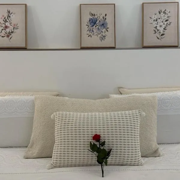 Location de chambre Villa les allamandas, hotel in Mandelieu-la-Napoule