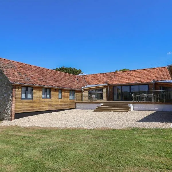 The Stables, hotel in Uplyme
