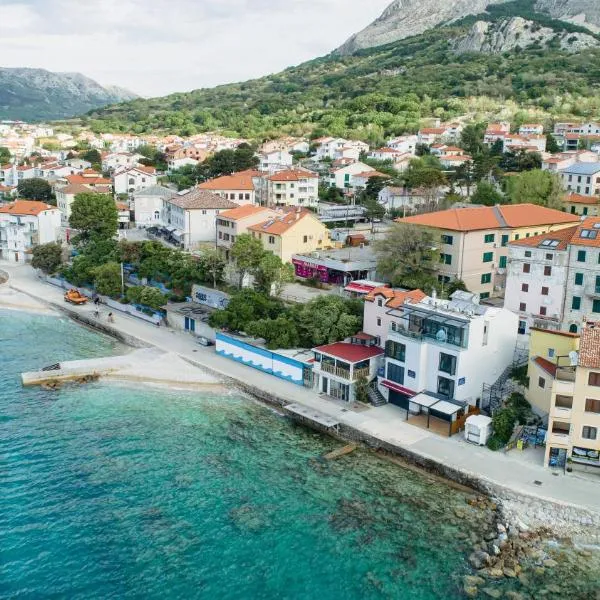 Apartments Palada 1, hotel v destinaci Baška