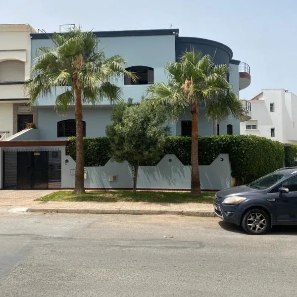Maison d'hôtes familiale "Dar Aboulanwar", hotel v destinaci Džadída