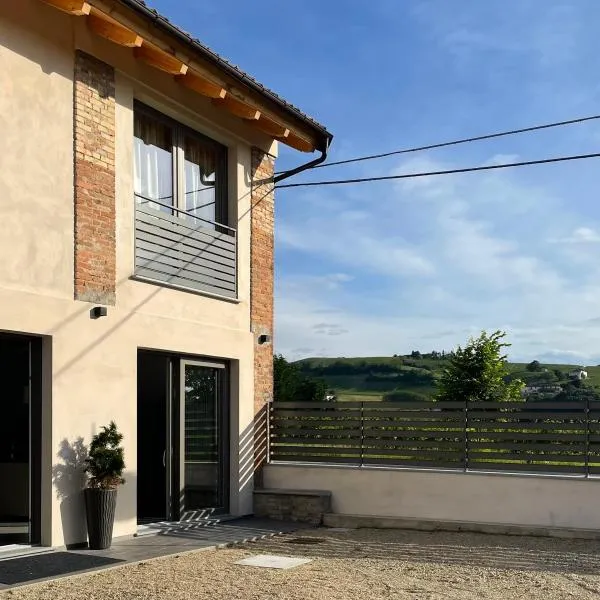 Cascina Ricardin, hotel v destinaci Coazzolo