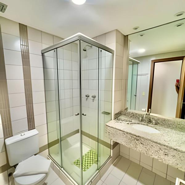 RARiDADE, Studio Batel moderno com piscina - Foto 3