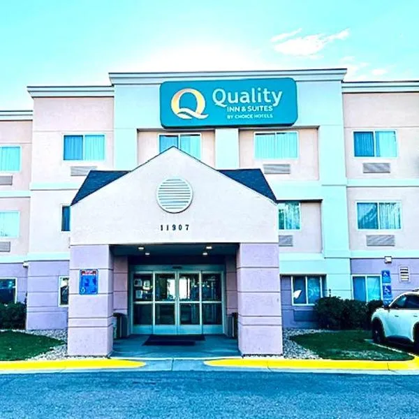 Quality Inn & Suites Golden - Denver West, hotel v destinaci Lakewood