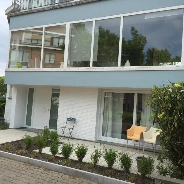 Guesthouse Poppies , Free Parking, hótel í Oostende