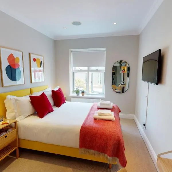 Madison Hill - White Hill House 4 - 2 bedroom flat, hotell i London